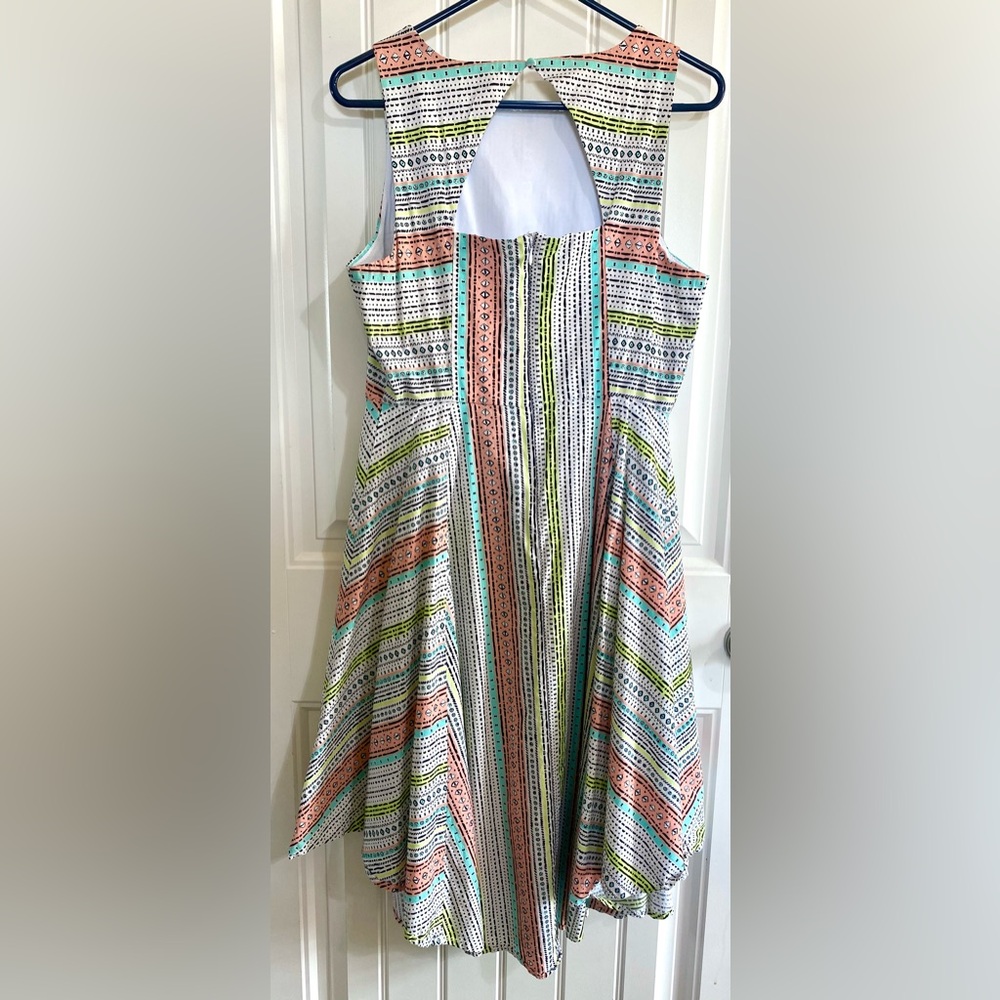 Torrid Multicolor Patterned Dress - Picture 2 of 4